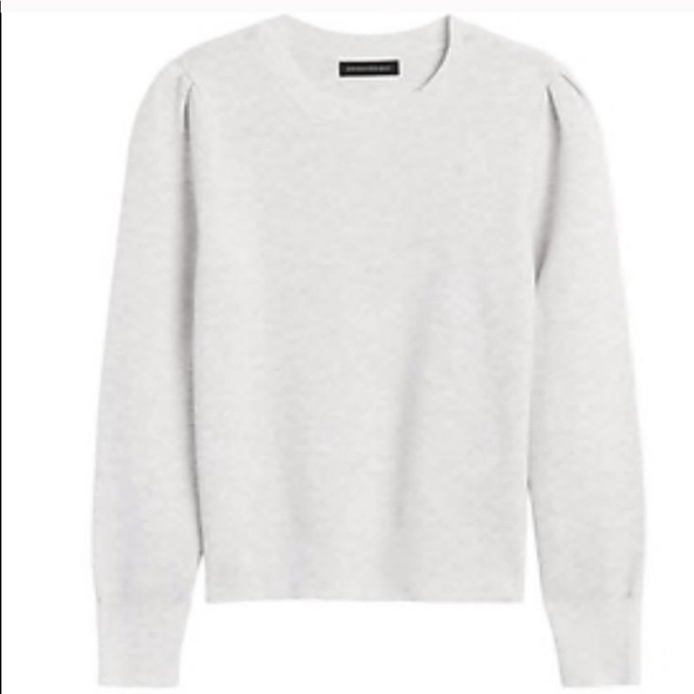 Puffed sweater
